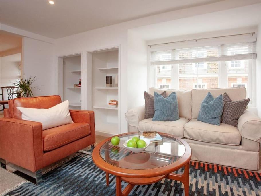 1 Perfectly Located Stylish, Comfortable Apartment Sidmouth Buitenkant foto